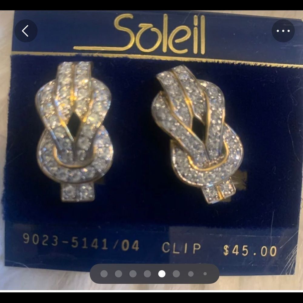 Vintage 18K Gold Plated Signed SoleilâClip Earring